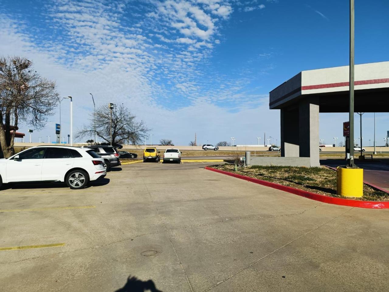 Travelers Inn By Oyo Wichita Falls Exterior photo