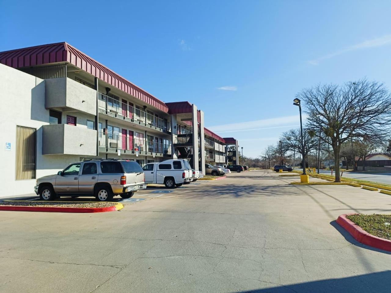 Travelers Inn By Oyo Wichita Falls Exterior photo